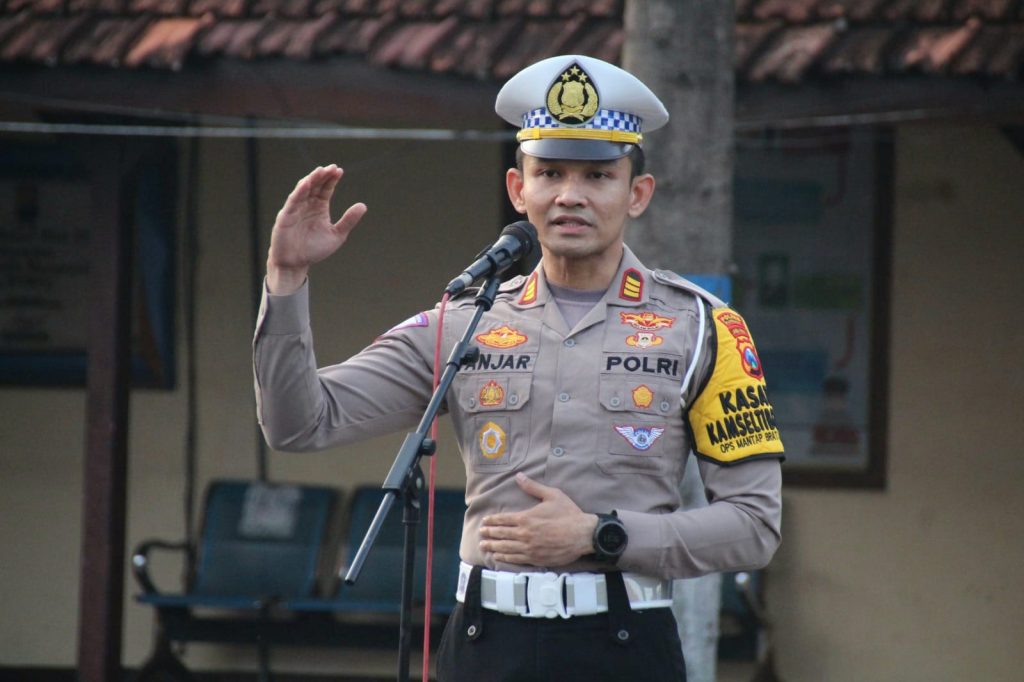 Satlantas Polres Jombang Melalui Program “Polantas Karib” Polisi Hadir Lebih Dekat Dengan Masyarakat
